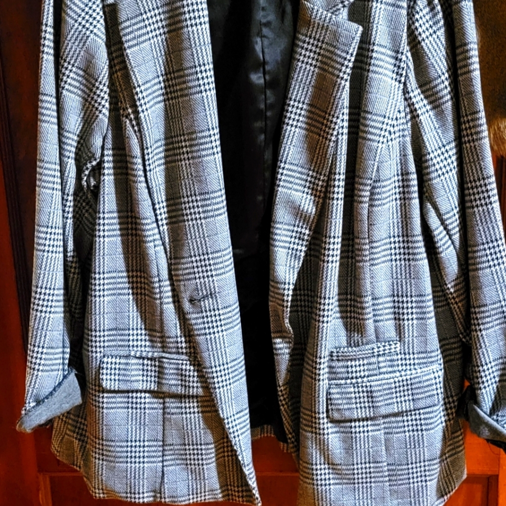Torrid checkered blazer